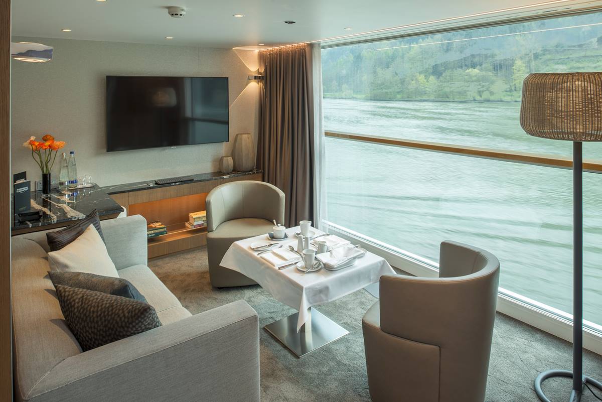 Crystal RoyalBalconySuite.jpg